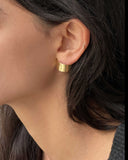 CURVE POSTS earrings Kendall Conrad   
